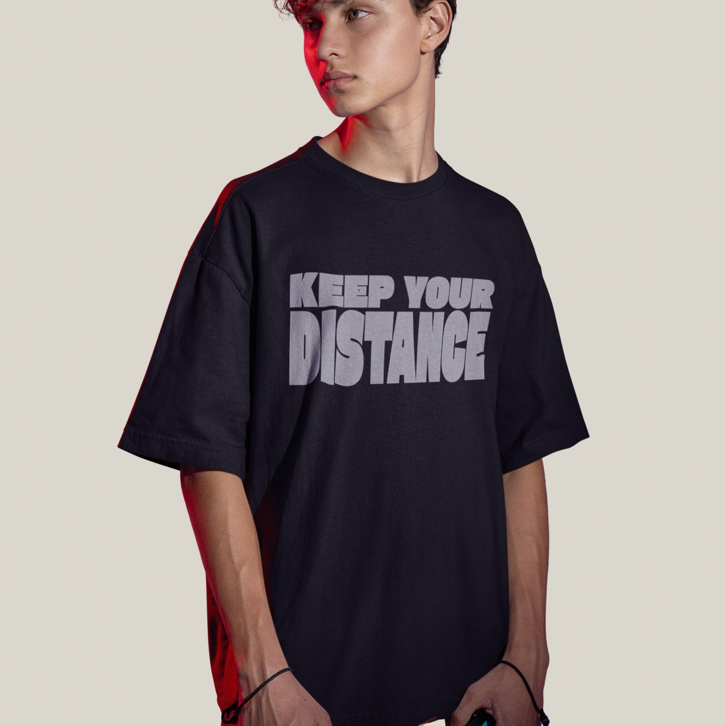 KEEP YOUR DISTANCE® Oversized T-shirt-Black