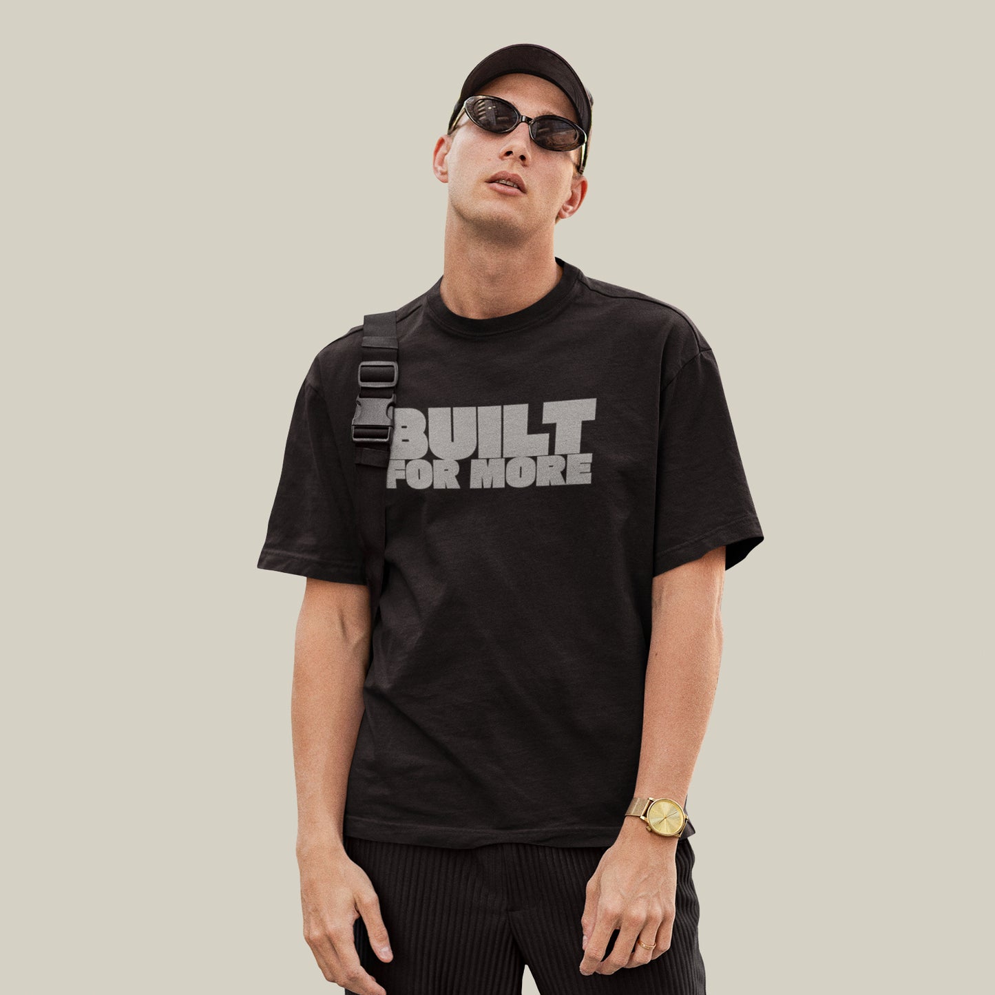 BUILT FOR MORE – Oversized T-shirt-Black