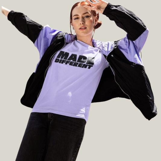 MADE DIFFERENT – Oversized T-shirt-Lavender