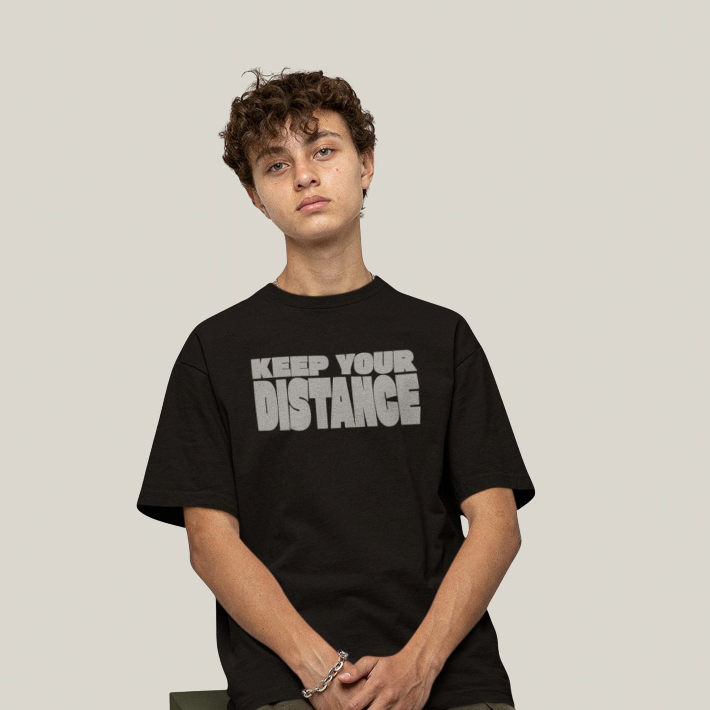 KEEP YOUR DISTANCE® Oversized T-shirt-Black