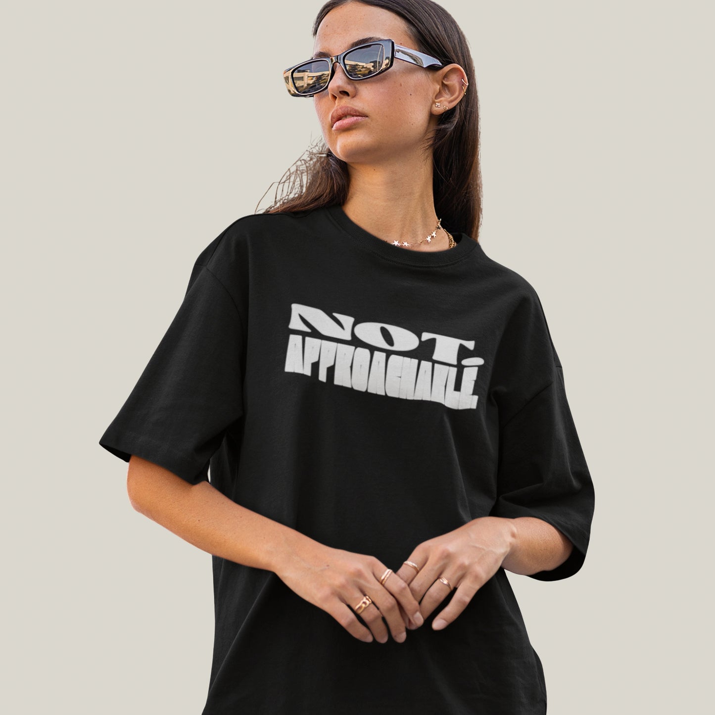 NOT APPROACHABLE – Oversized T-shirt-Black